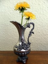 Vase mit Blümchen