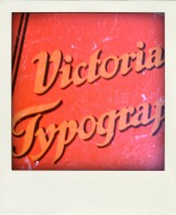 Victoria Typographie Set